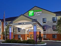 Holiday Inn Express Hotel & Suites Muncie