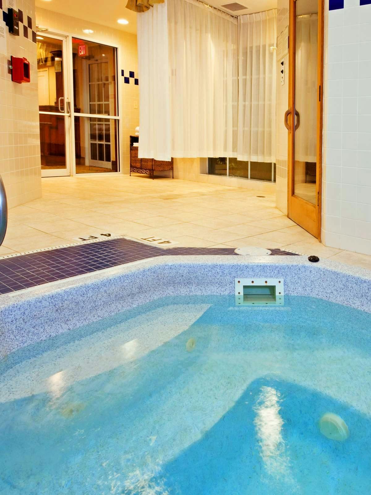 Hotel Holiday Inn Express Hotel & Suites Mount Arlington Rockaway Area photo 5