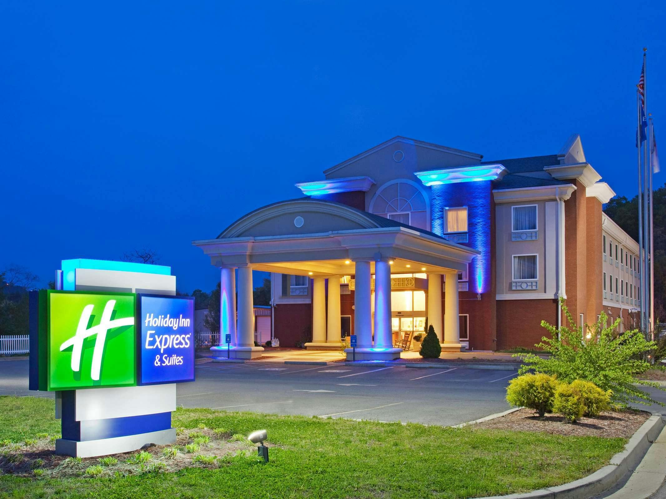 Holiday Inn Express Hotel & Suites Murphy