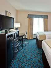 Hotel Holiday Inn Express Hotel & Suites New Philadelphia photo 2