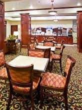 Hotel Holiday Inn Express Hotel & Suites New Boston photo 5