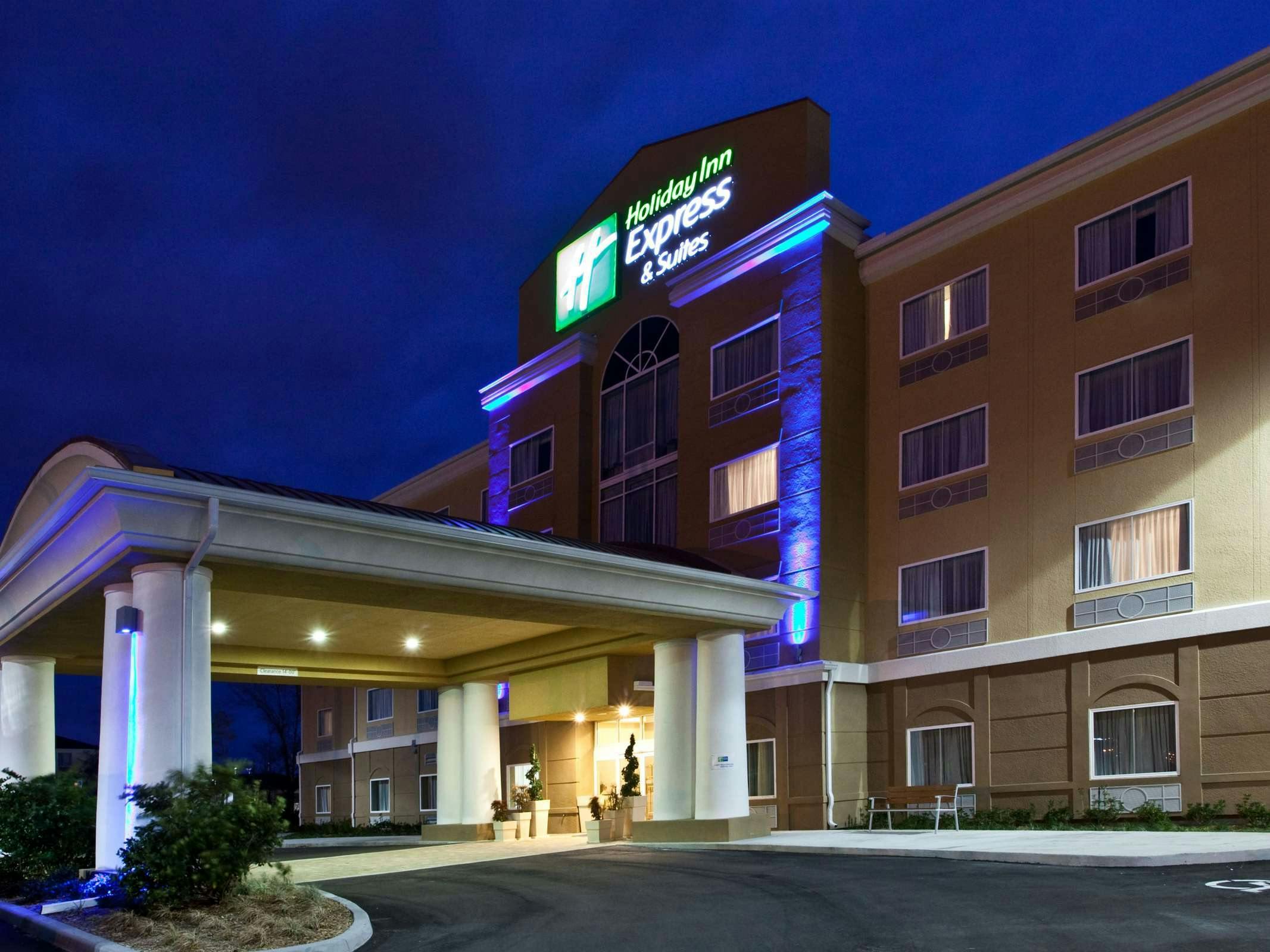 Holiday Inn Express Hotel & Suites Palatka Northwest