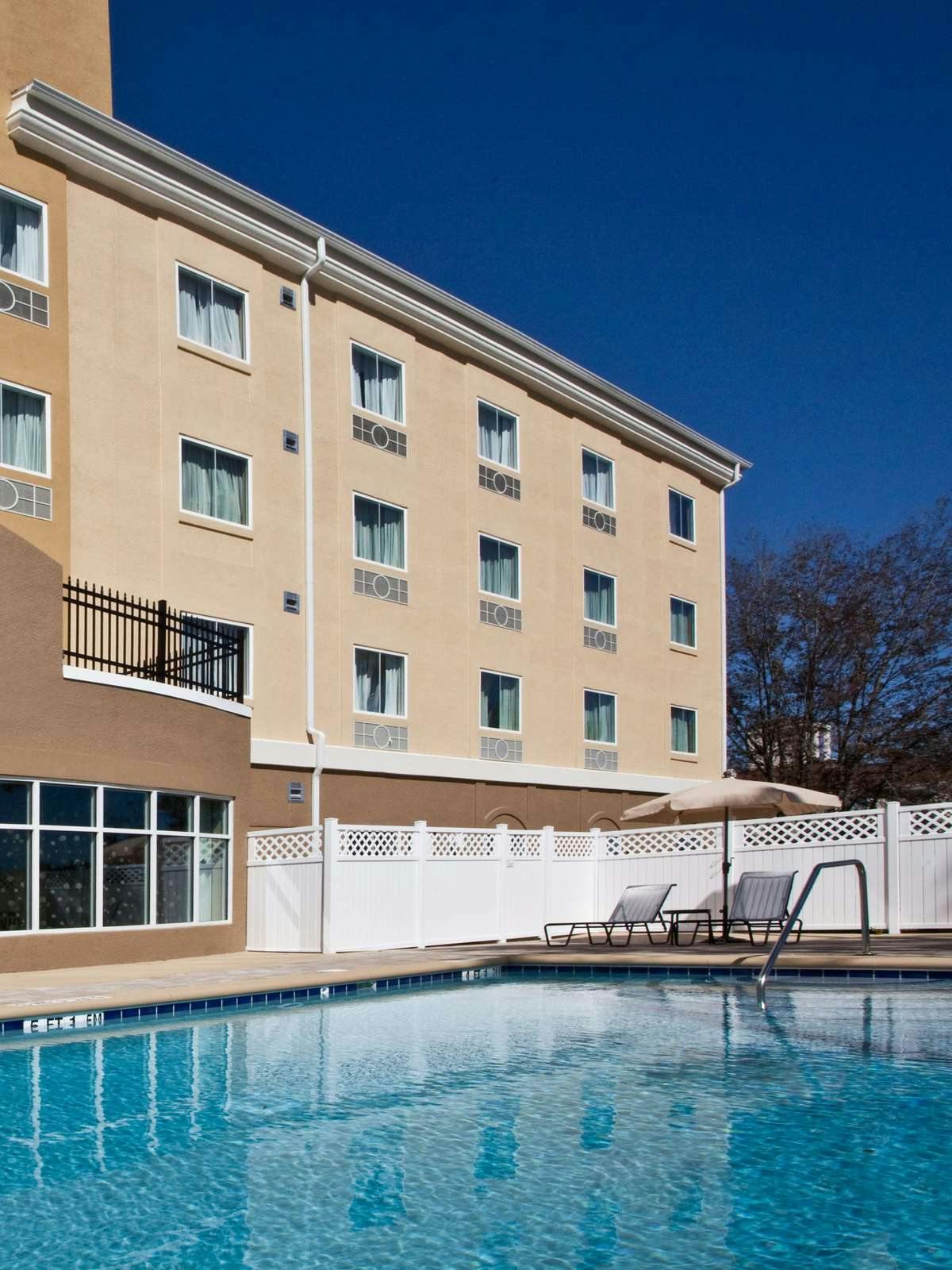 Hotel Holiday Inn Express Hotel & Suites Palatka Northwest photo 5