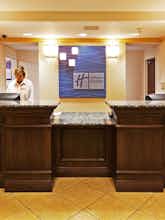 Hotel Holiday Inn Express Hotel & Suites Muskogee photo 3