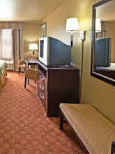 Hotel Holiday Inn Express Hotel & Suites Muskogee photo 2