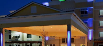 Holiday Inn Express Hotel & Suites Palm Bay