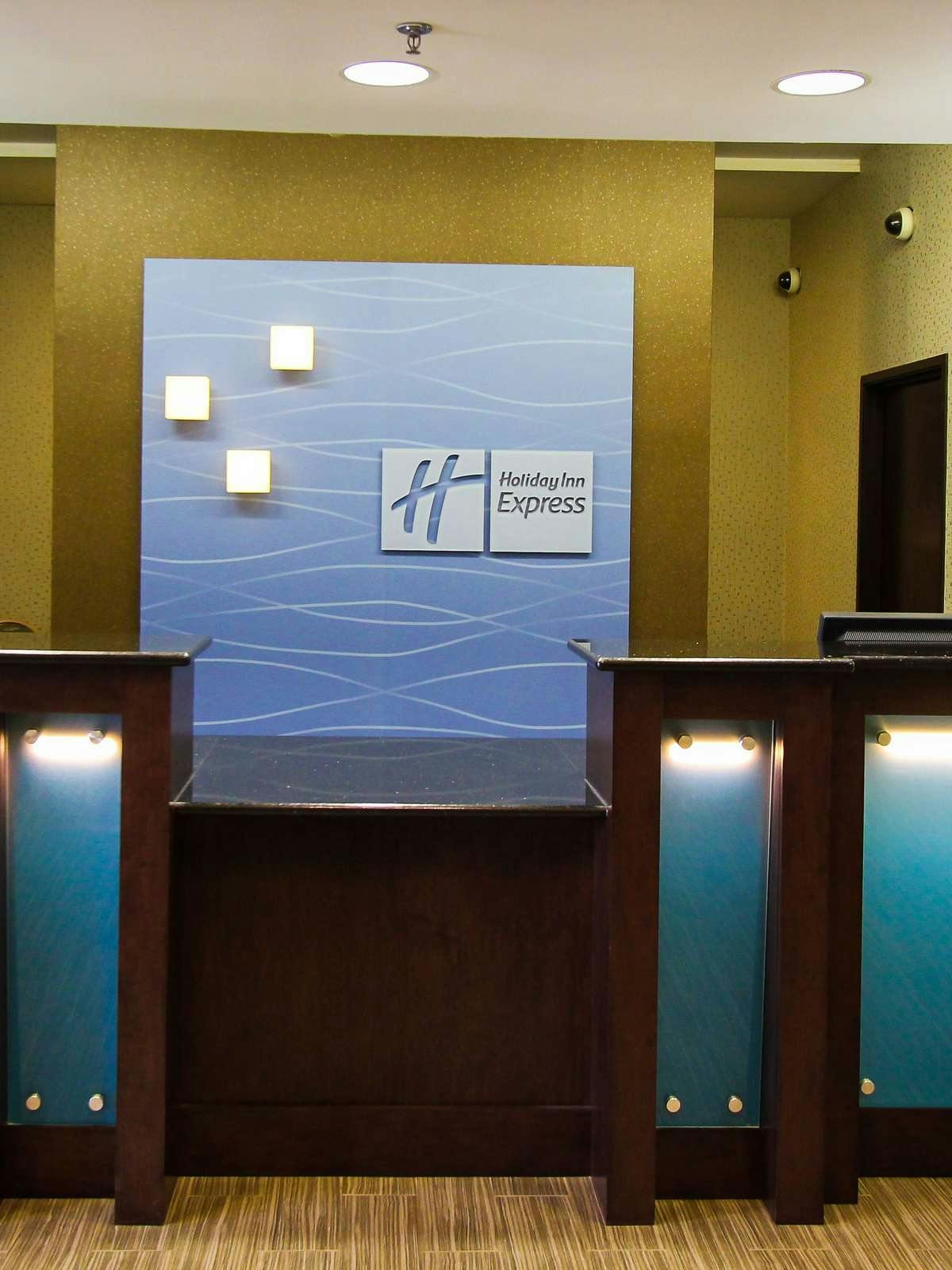 Hotel Holiday Inn Express Hotel & Suites Nacogdoches photo 4