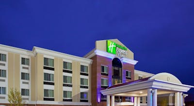 Holiday Inn Express Hotel & Suites Niagara Falls