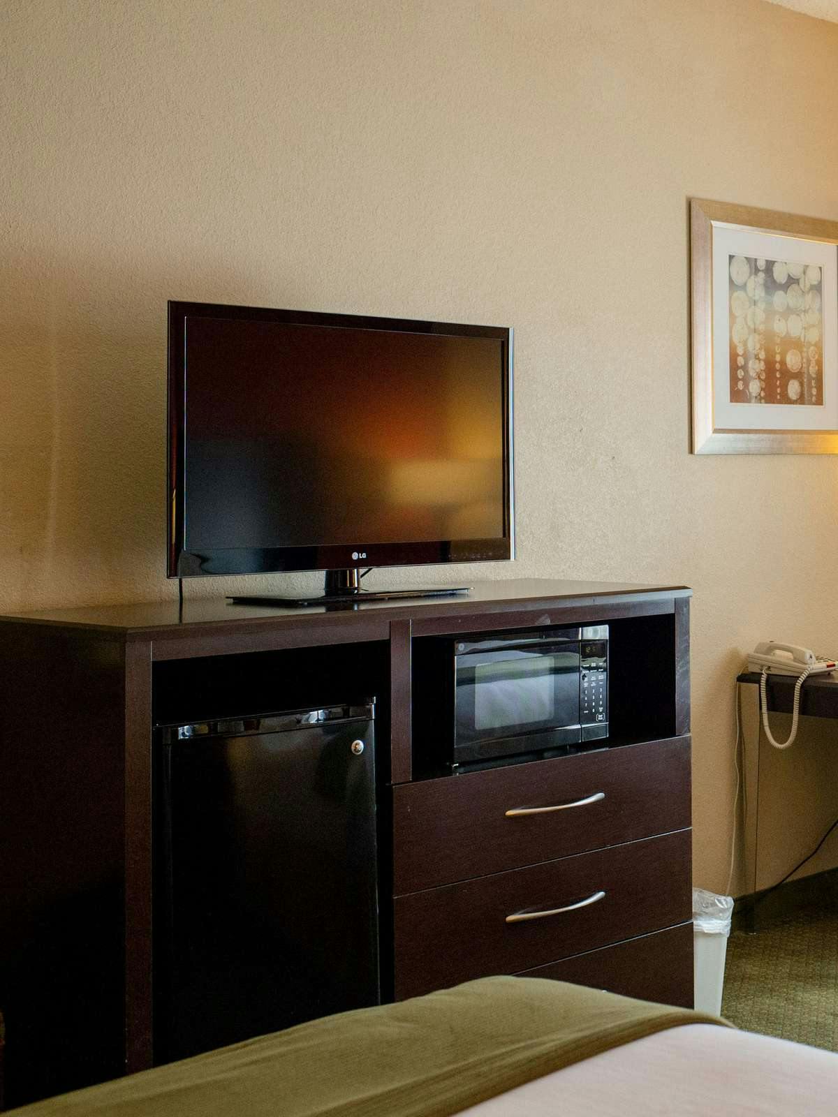 Hotel Holiday Inn Express Hotel & Suites Oxford photo 2