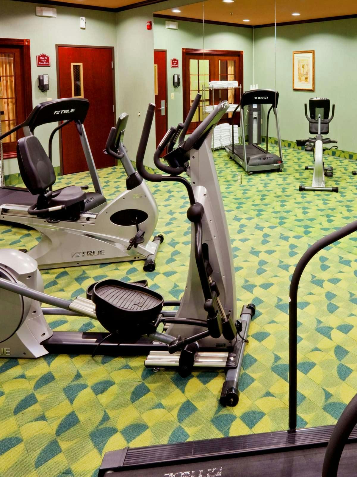 Hotel Holiday Inn Express Hotel & Suites Newton Sparta photo 5