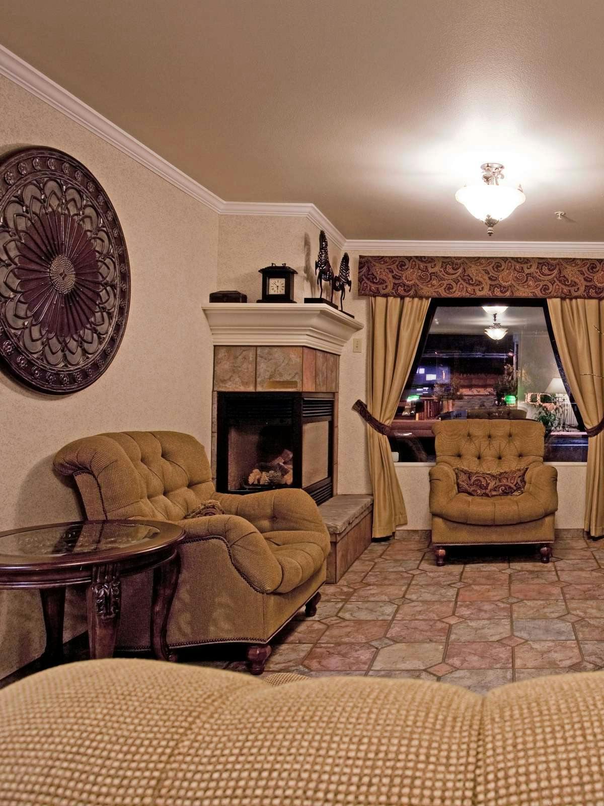 Hotel Holiday Inn Express Hotel & Suites Paso Robles photo 1