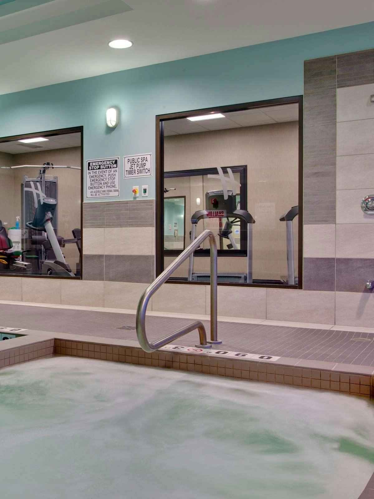 Hotel Holiday Inn Express Hotel & Suites Ottawa West Nepean photo 5