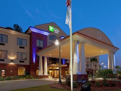 Holiday Inn Express Hotel & Suites Pensacola W I 10