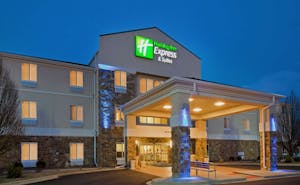 Holiday Inn Express Hotel & Suites Pekin