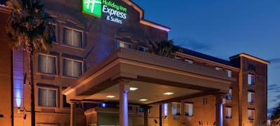 Holiday Inn Express Hotel & Suites Peoria