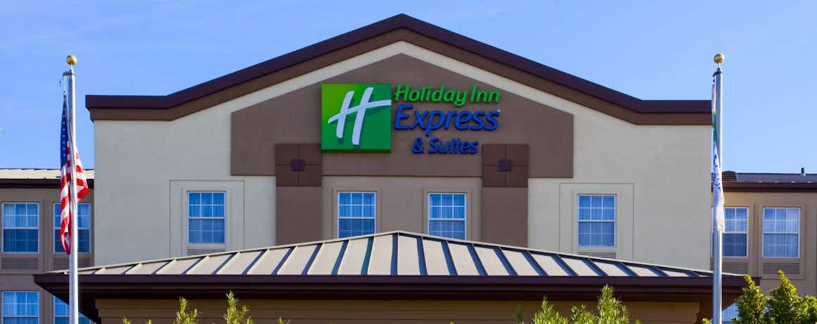 Holiday Inn Express Hotel & Suites Phoenix Airport