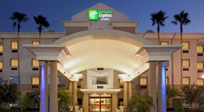 Holiday Inn Express Hotel & Suites Pharr