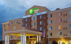 Holiday Inn Express Hotel & Suites Petersburg-Fort Lee
