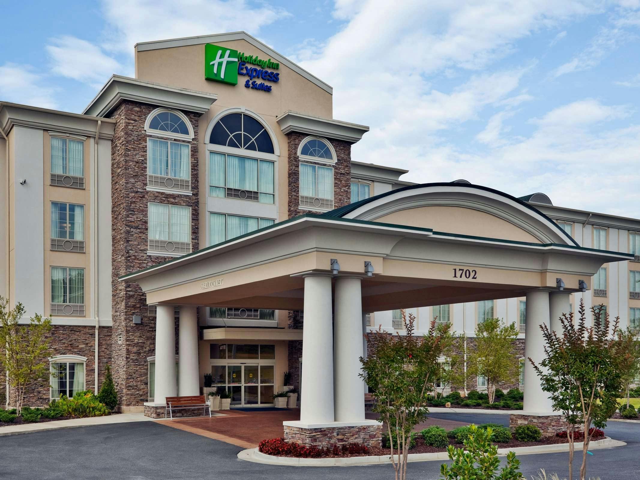 Holiday Inn Express Hotel & Suites Phenix City