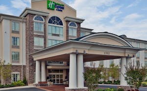 Holiday Inn Express Hotel & Suites Phenix City