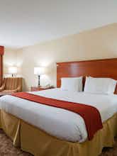 Hotel Holiday Inn Express Hotel & Suites Phenix City photo 1