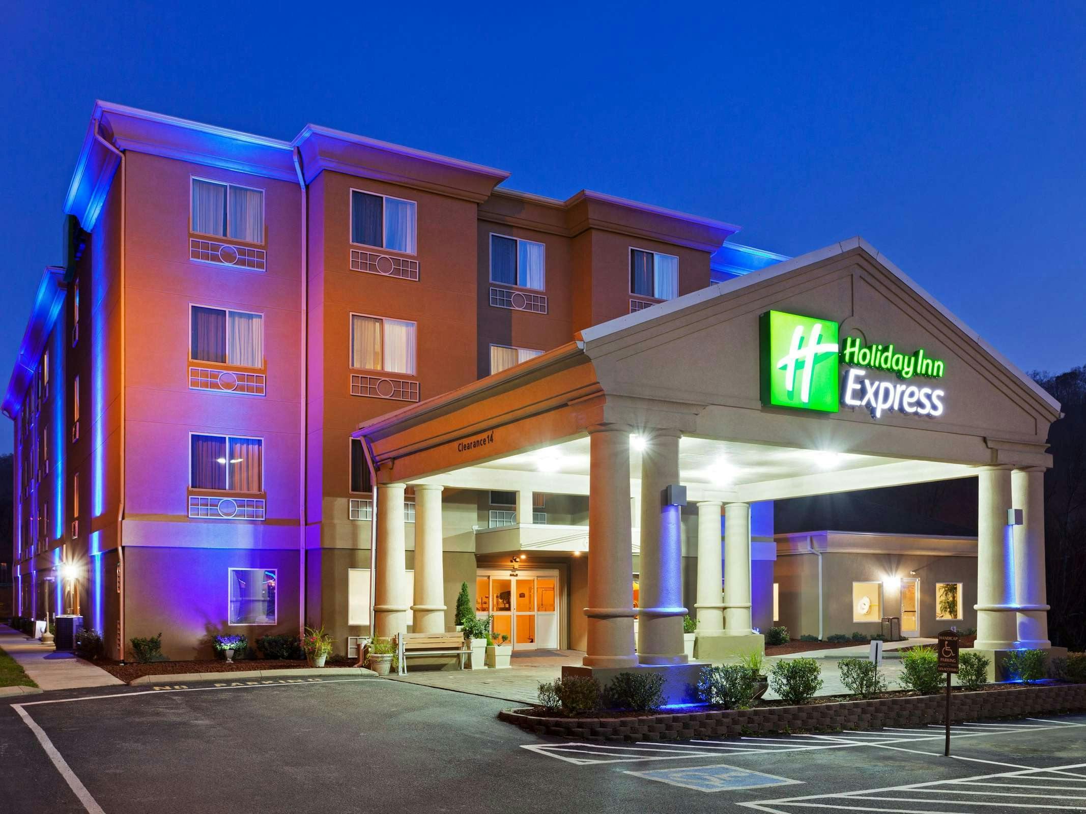 Holiday Inn Express Hotel & Suites Pikeville