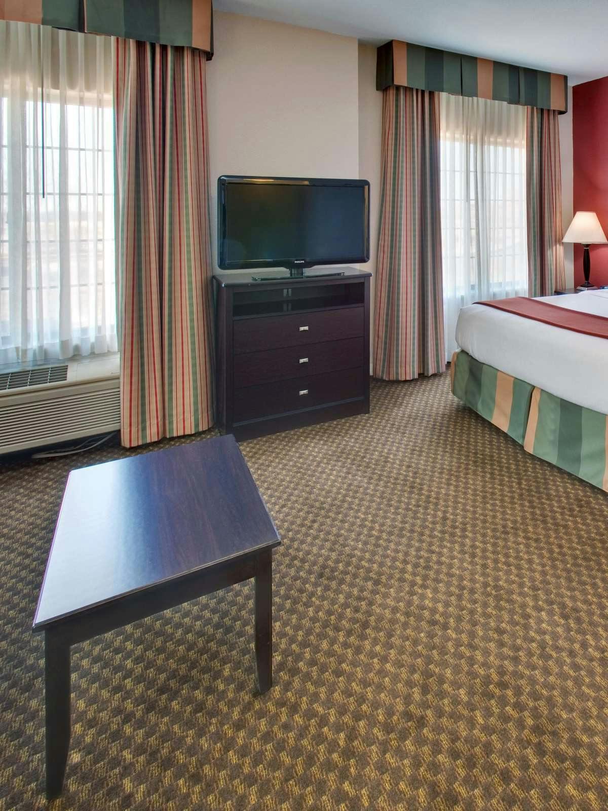 Hotel Holiday Inn Express Hotel & Suites Pleasant Prairie photo 2