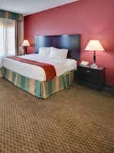 Hotel Holiday Inn Express Hotel & Suites Pleasant Prairie photo 1