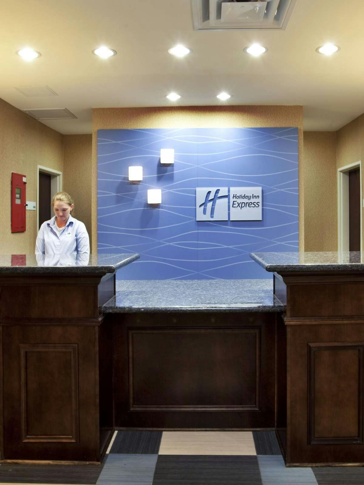 Hotel Holiday Inn Express Hotel & Suites Port Allen photo 4