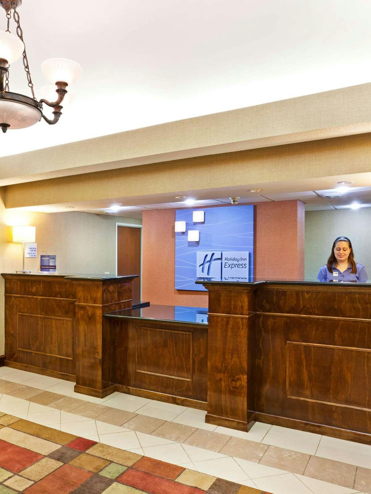 Hotel Holiday Inn Express Hotel & Suites Reidsville photo 4