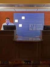 Hotel Holiday Inn Express Hotel & Suites Raton photo 4