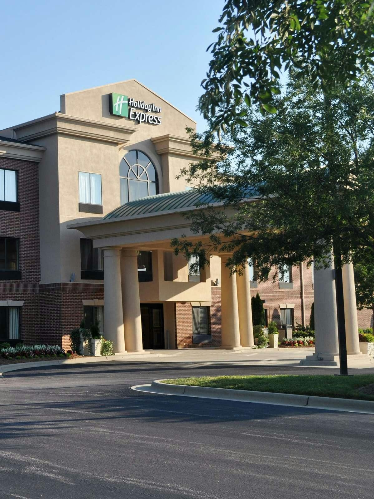 Hotel Holiday Inn Express Hotel & Suites Raleigh North Wake Forest photo 5