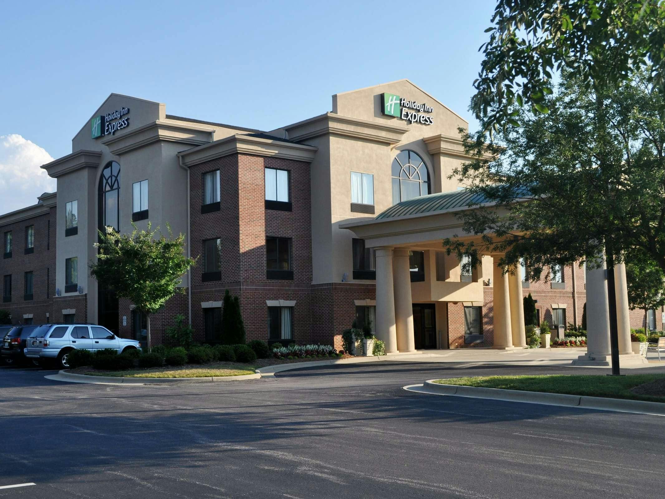 Holiday Inn Express Hotel & Suites Raleigh North Wake Forest