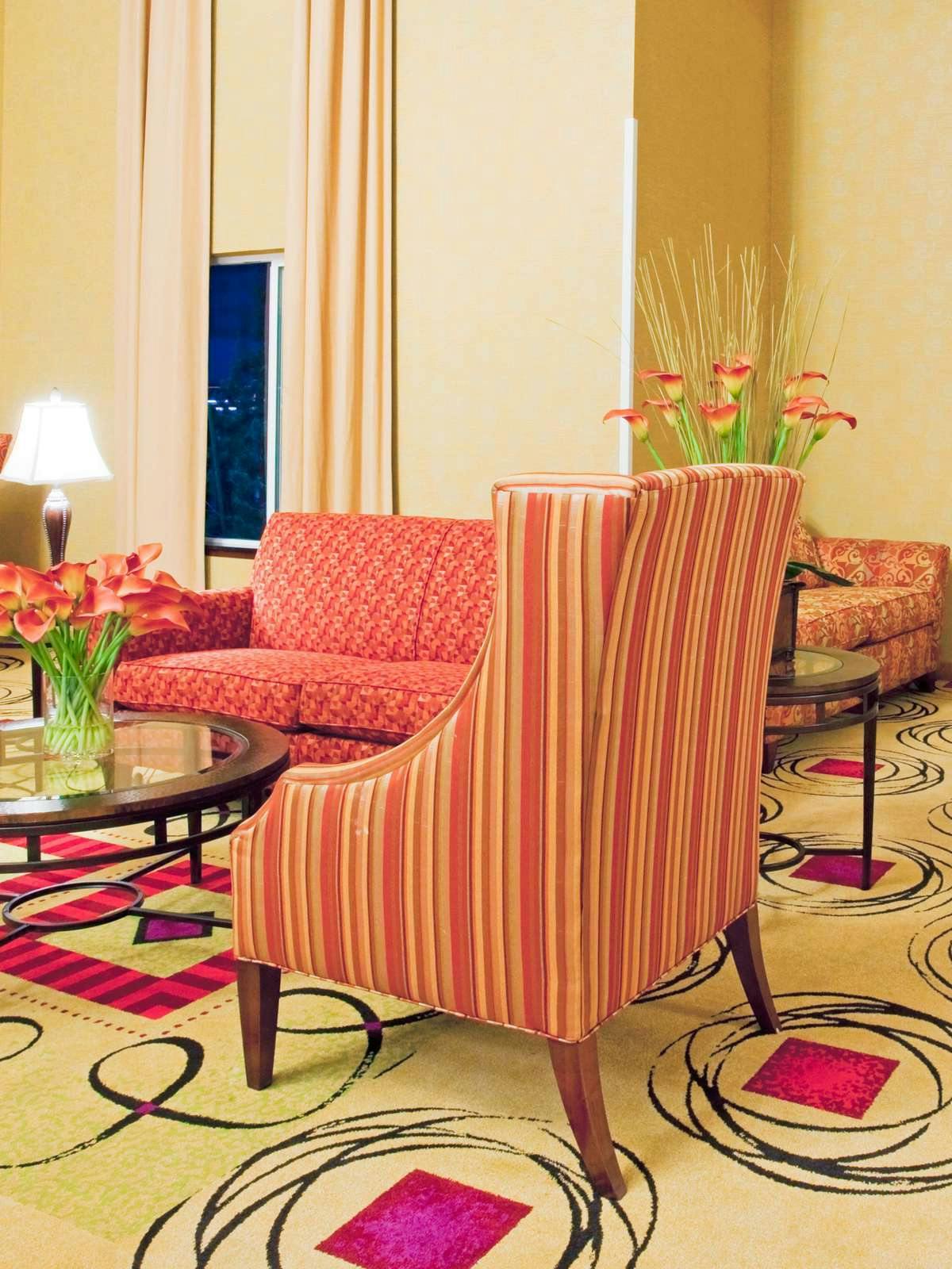 Hotel Holiday Inn Express Hotel & Suites Reno Airport photo 3