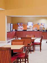 Hotel Holiday Inn Express Hotel & Suites Reno Airport photo 5