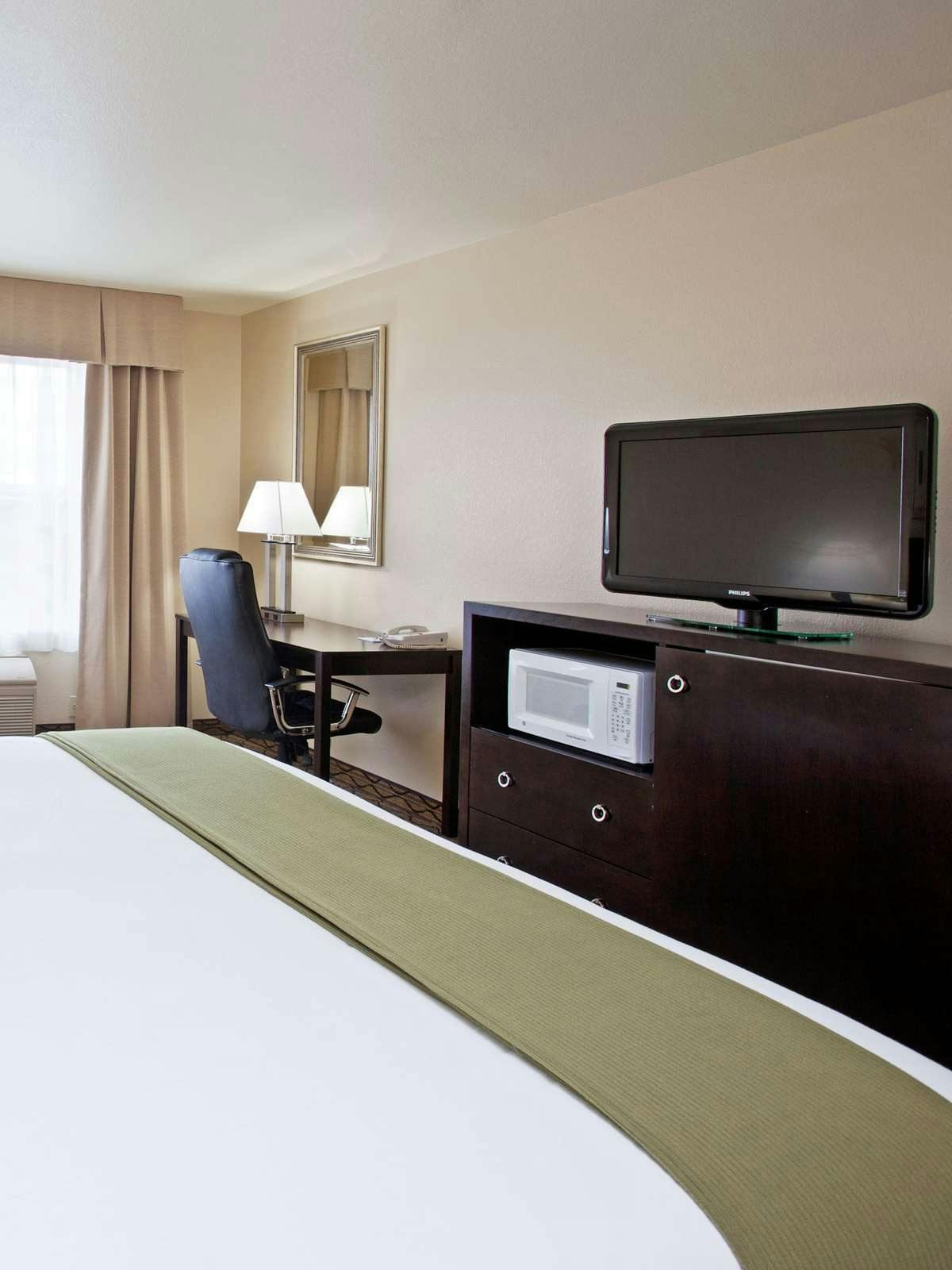 Hotel Holiday Inn Express & Suites Columbus East - Reynoldsburg photo 2
