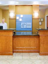 Hotel Holiday Inn Express Hotel & Suites Rocky Mount photo 4
