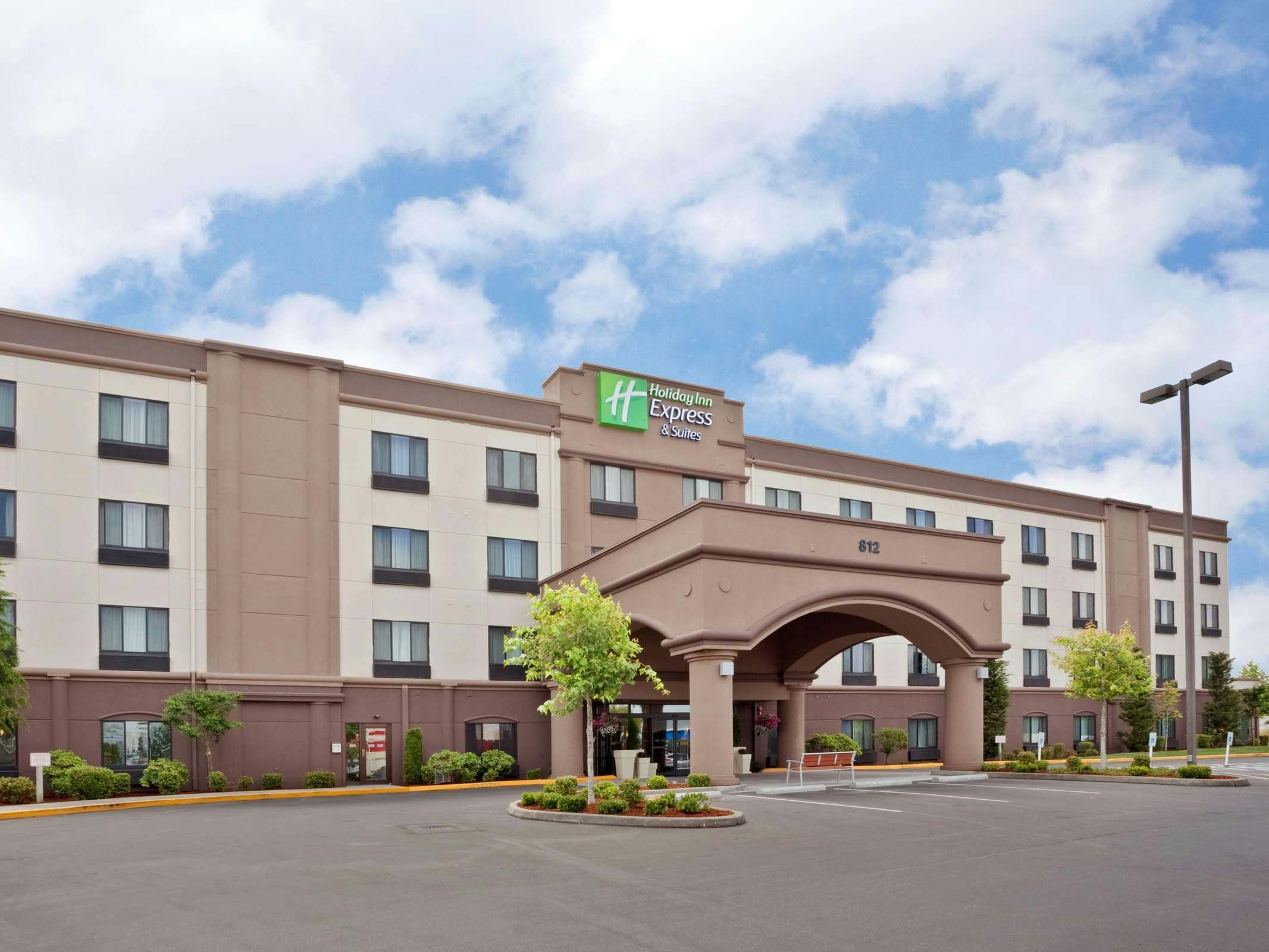 Holiday Inn Express Hotel & Suites Puyallup