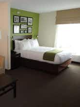 Hotel Holiday Inn Express Hotel & Suites Rogers photo 1