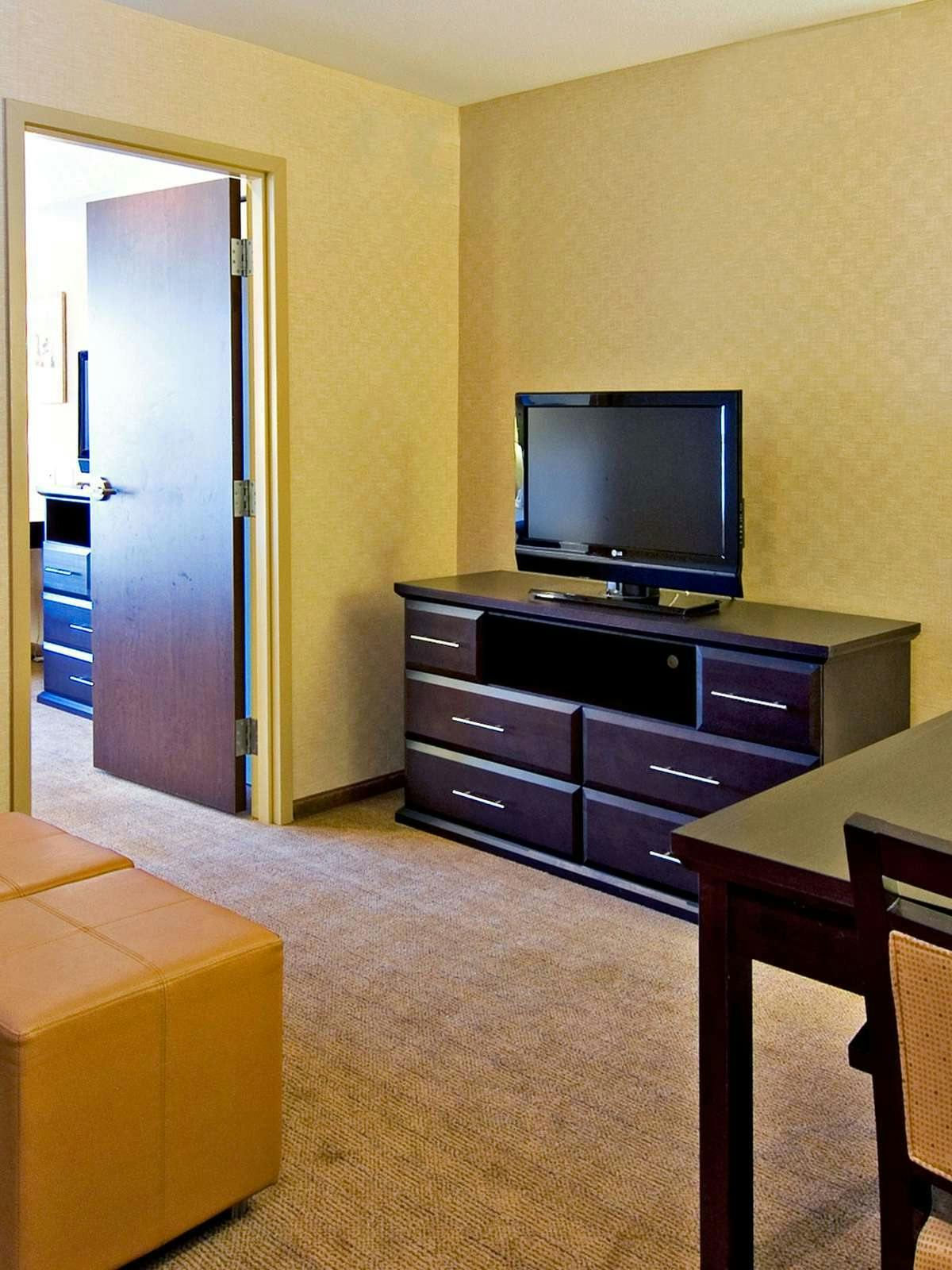 Hotel Holiday Inn Express Hotel & Suites Riverport Richmond photo 2