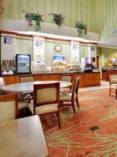 Hotel Holiday Inn Express Hotel & Suites Quakertown photo 4