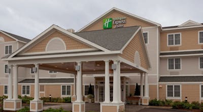 Holiday Inn Express Hotel & Suites Rochester
