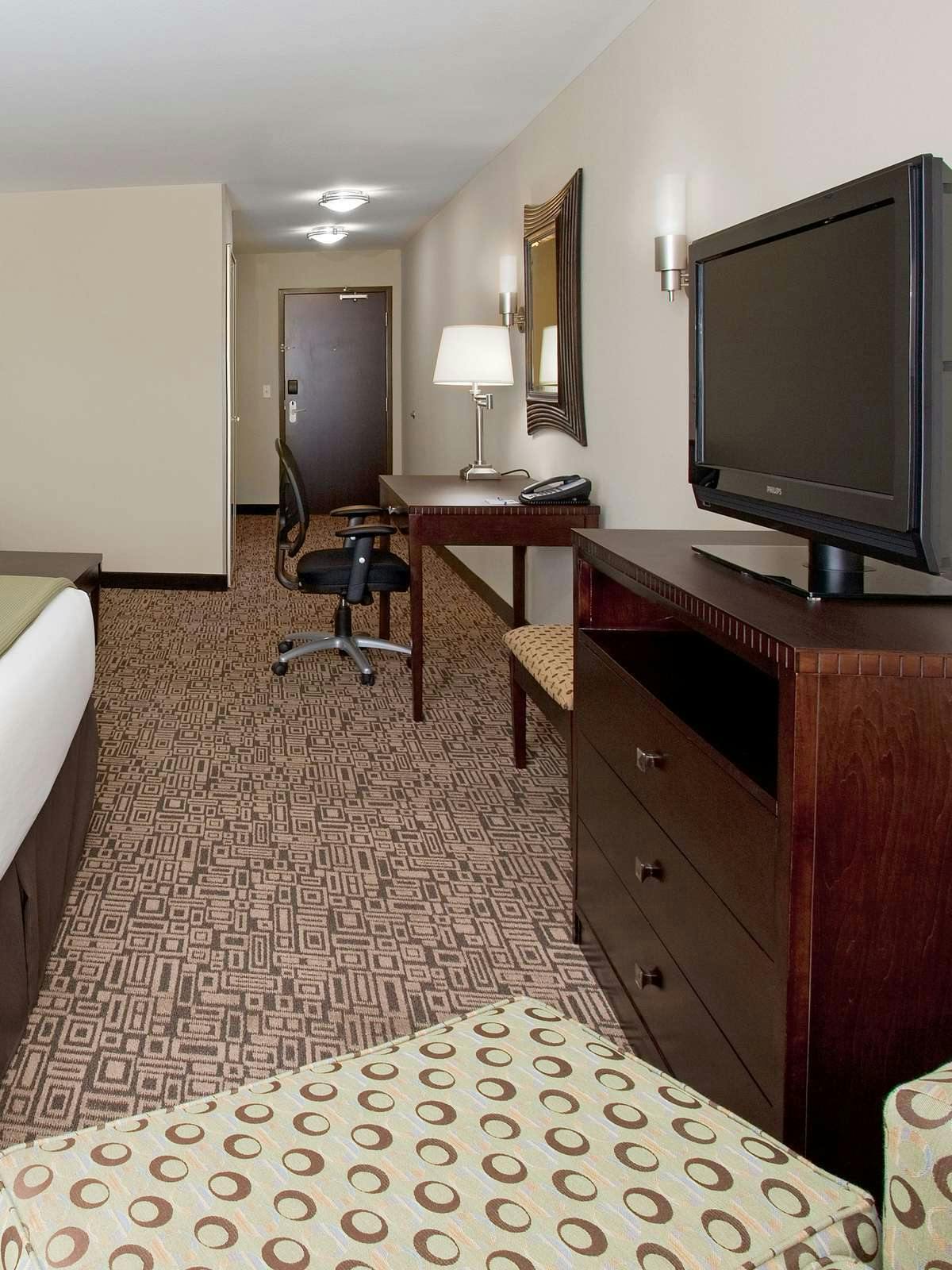 Hotel Holiday Inn Express Hotel & Suites Richfield photo 2