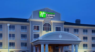 Holiday Inn Express Hotel & Suites Rockford Loves Park
