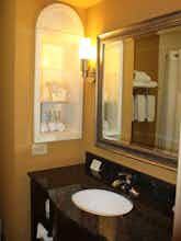Hotel Holiday Inn Express Hotel & Suites Richmond photo 2