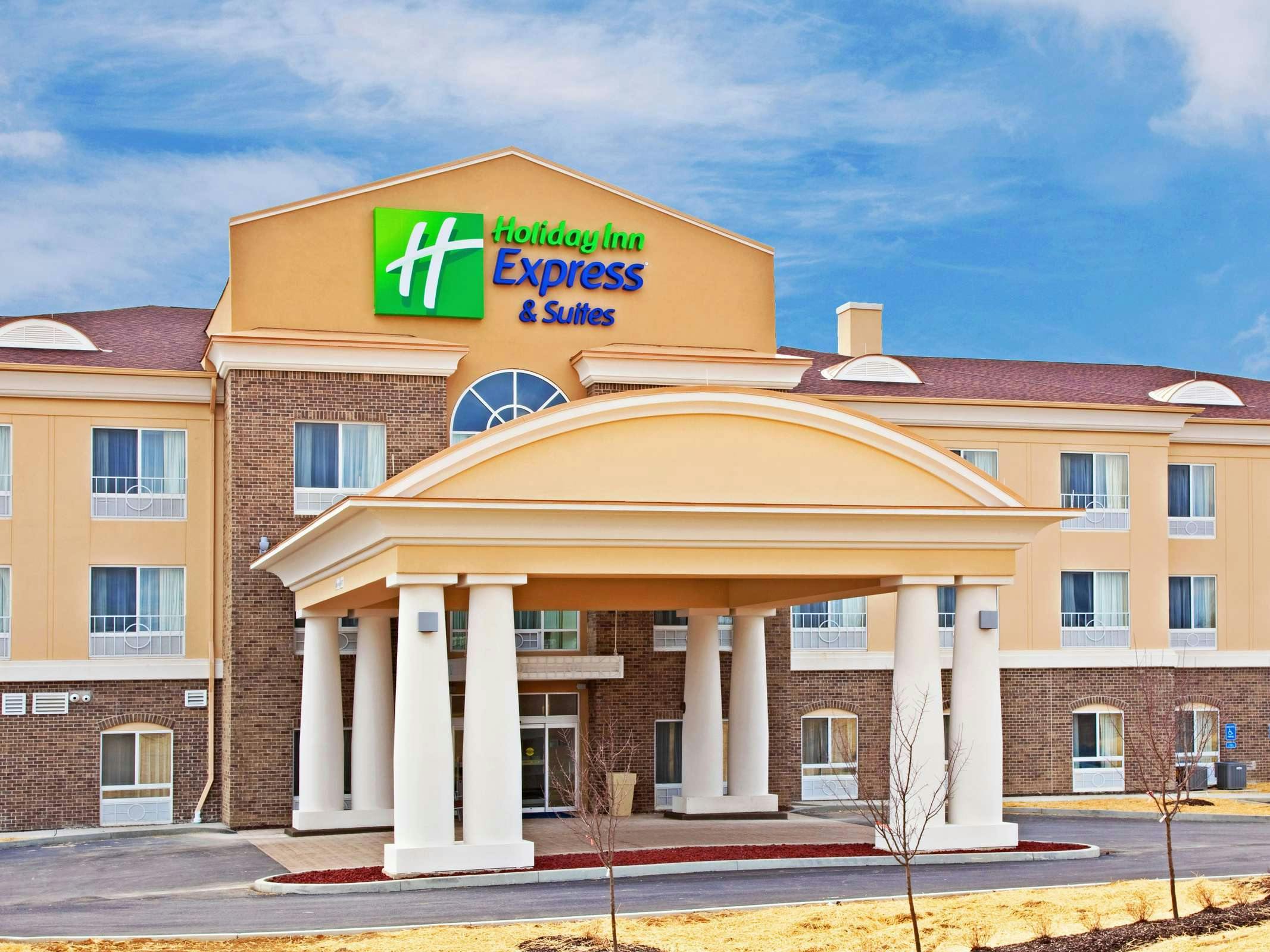 Holiday Inn Express Hotel & Suites Richwood Cincinnati South