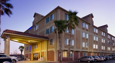 Holiday Inn Express Hotel & Suites San Antonio Downtown
