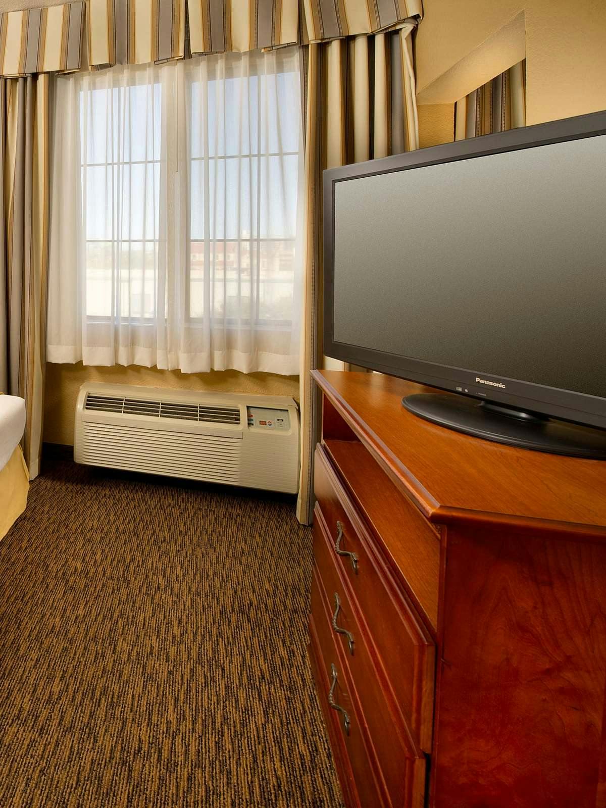 Hotel Holiday Inn Express Hotel & Suites San Antonio Downtown photo 2