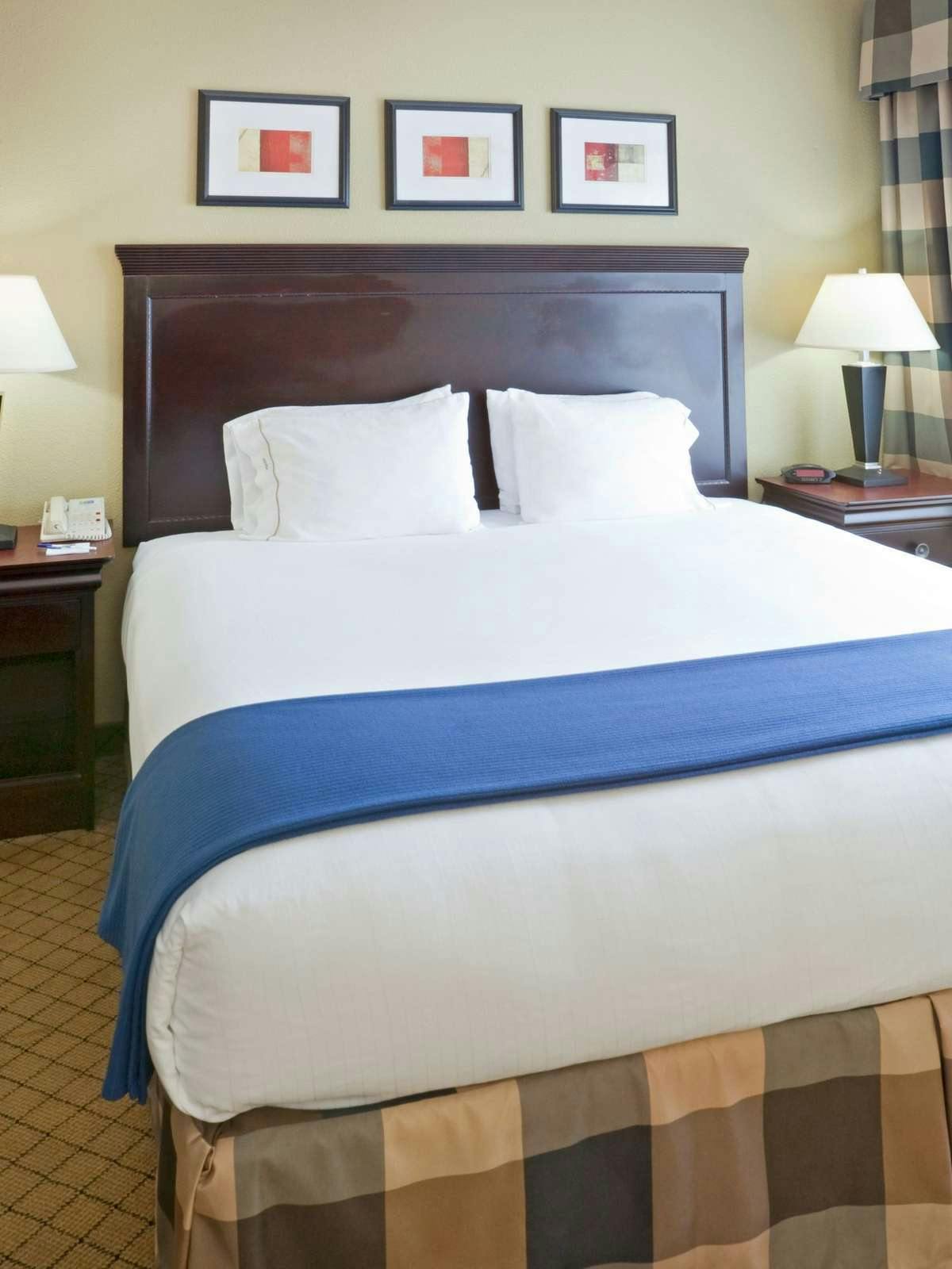 Hotel Holiday Inn Express Hotel & Suites Round Rock photo 1