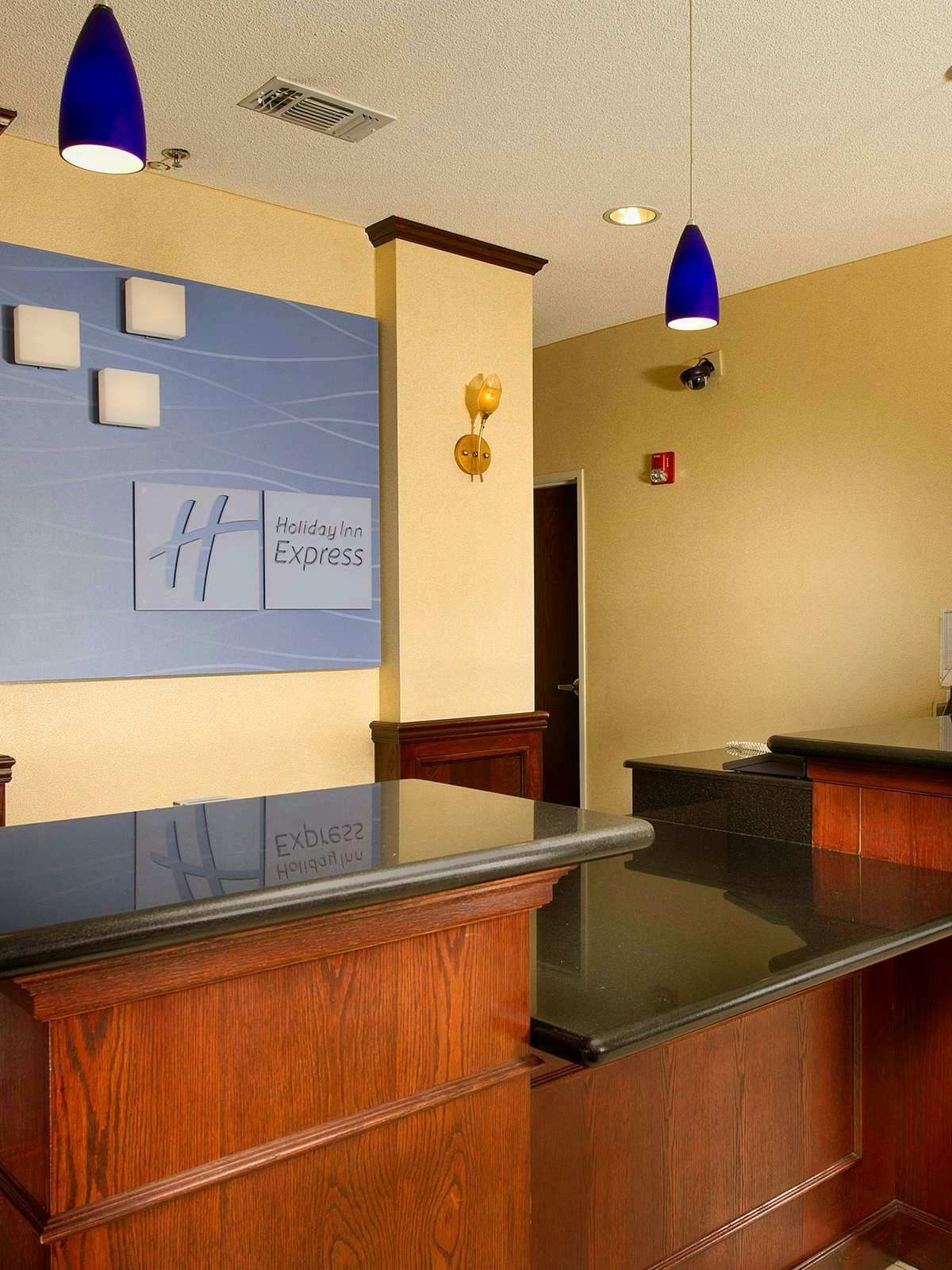 Hotel Holiday Inn Express Hotel & Suites San Antonio West photo 5